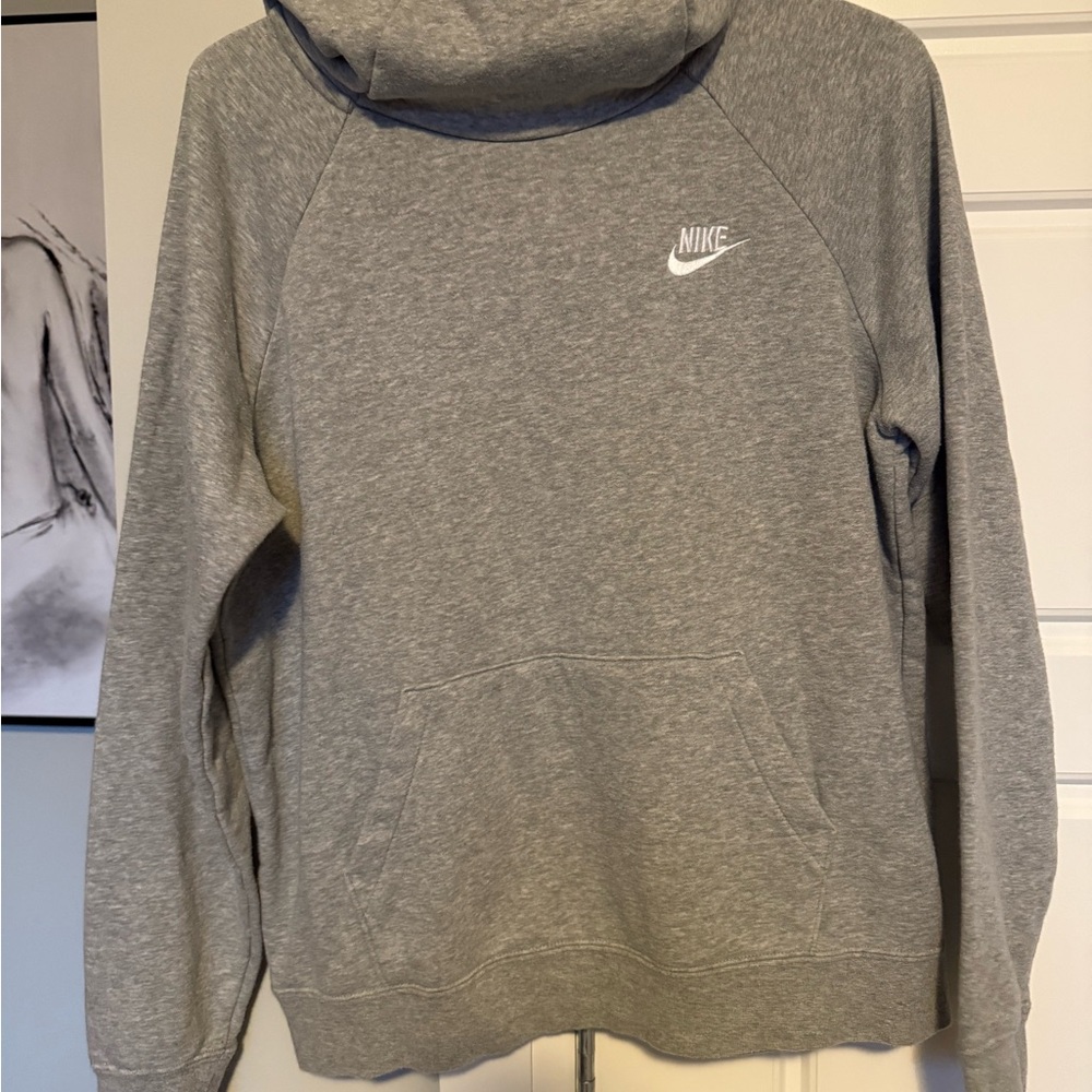 Nike Heather Gray Sweatshirt